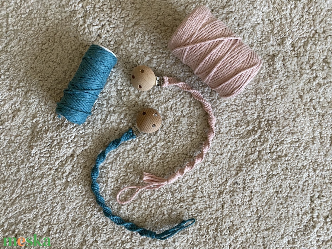 babyspacy - makramé cumilánc - játék & sport - 3 éves kor alattiaknak - cumilánc - Meska.hu