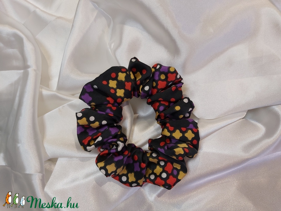 Scrunchie - ruha & divat - hajdísz & hajcsat - hajgumi - Meska.hu