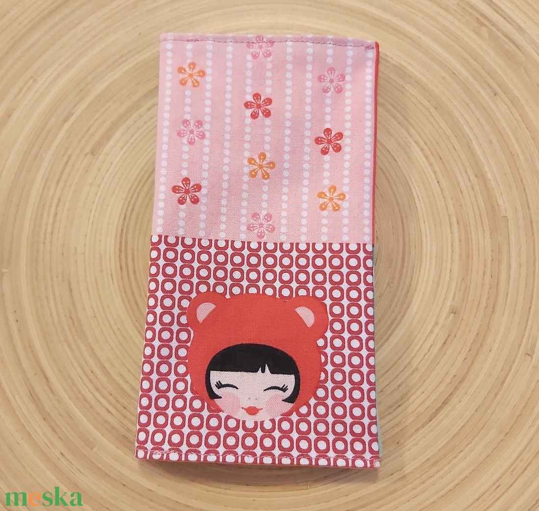 Kokeshi mintás papírzsebkendő tartó - táska & tok - pénztárca & más tok - zsebkendőtartó tok - Meska.hu Kokeshi mintás papírzsebkendő tartó - táska & tok - pénztárca & más tok - zsebkendőtartó tok - Meska.hu