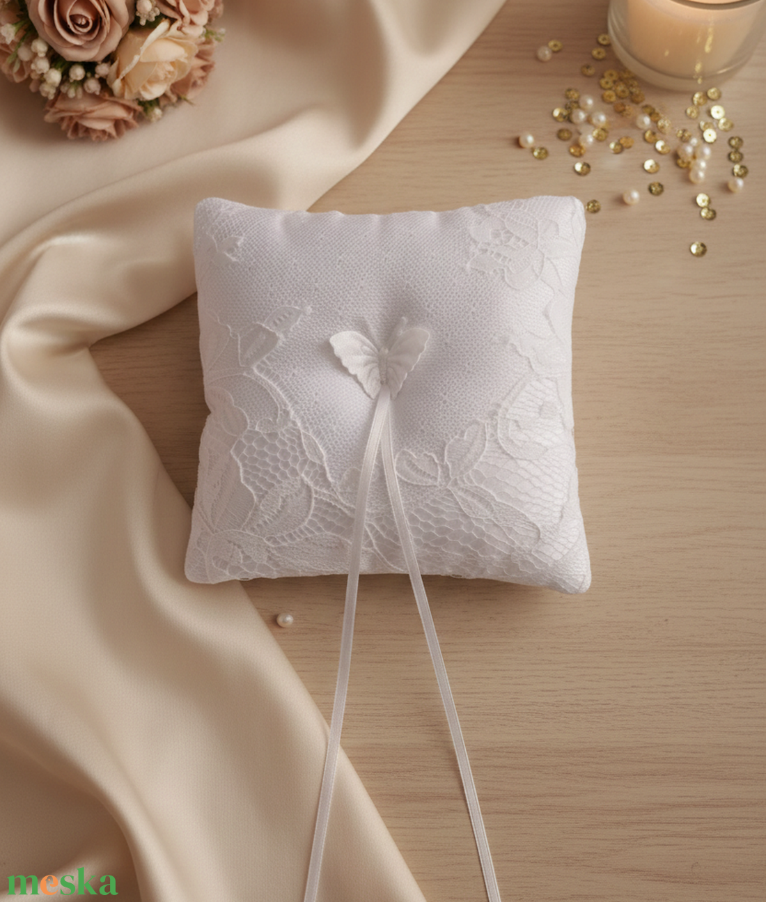 Esküvői fehér szatén gyűrűpárna csipkével - esküvő - kiegészítők - gyűrűtartó & gyűrűpárna - Meska.hu