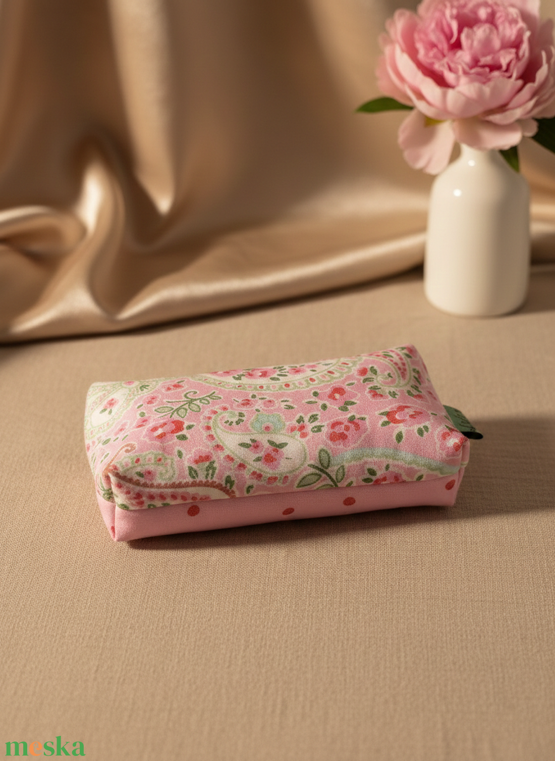 Rózsaszín mintás papírzsebkendő tartó - táska & tok - pénztárca & más tok - zsebkendőtartó tok - Meska.hu