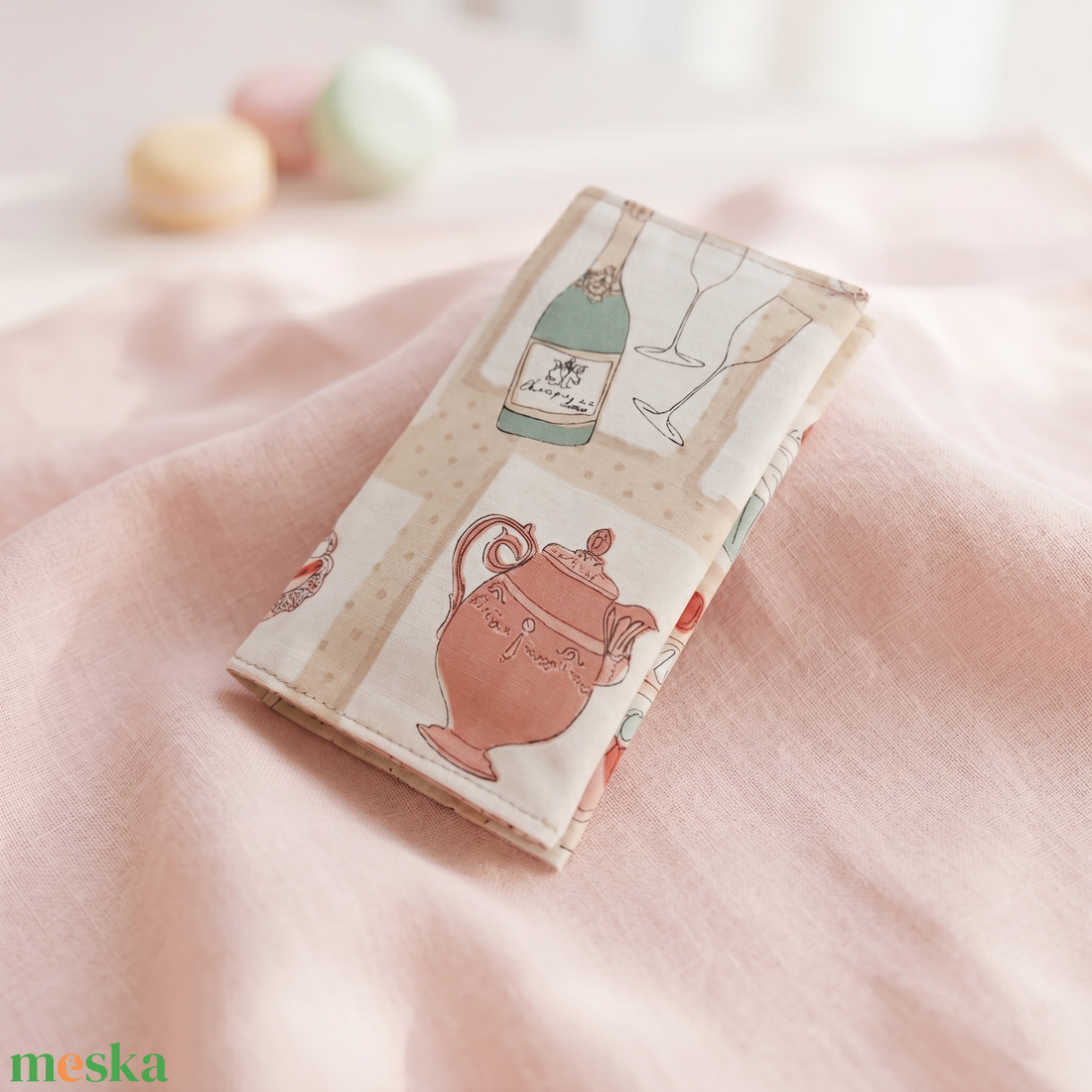 Textil papírzsebkendő tartó sütemény mintával - táska & tok - pénztárca & más tok - zsebkendőtartó tok - Meska.hu