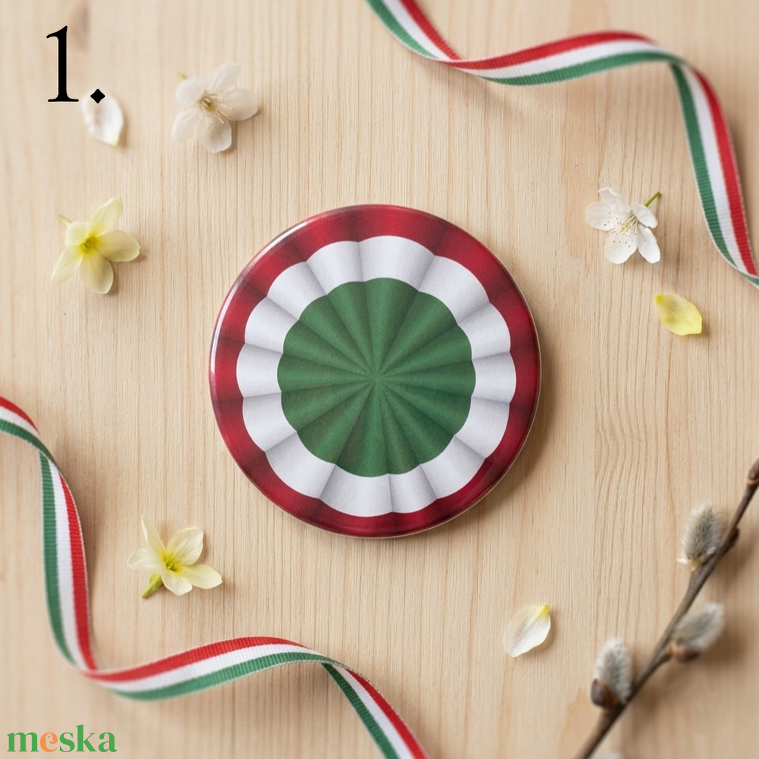 Kokárda mintás 58 mm-es kitűző - esküvő - kiegészítők - kitűző - Meska.hu