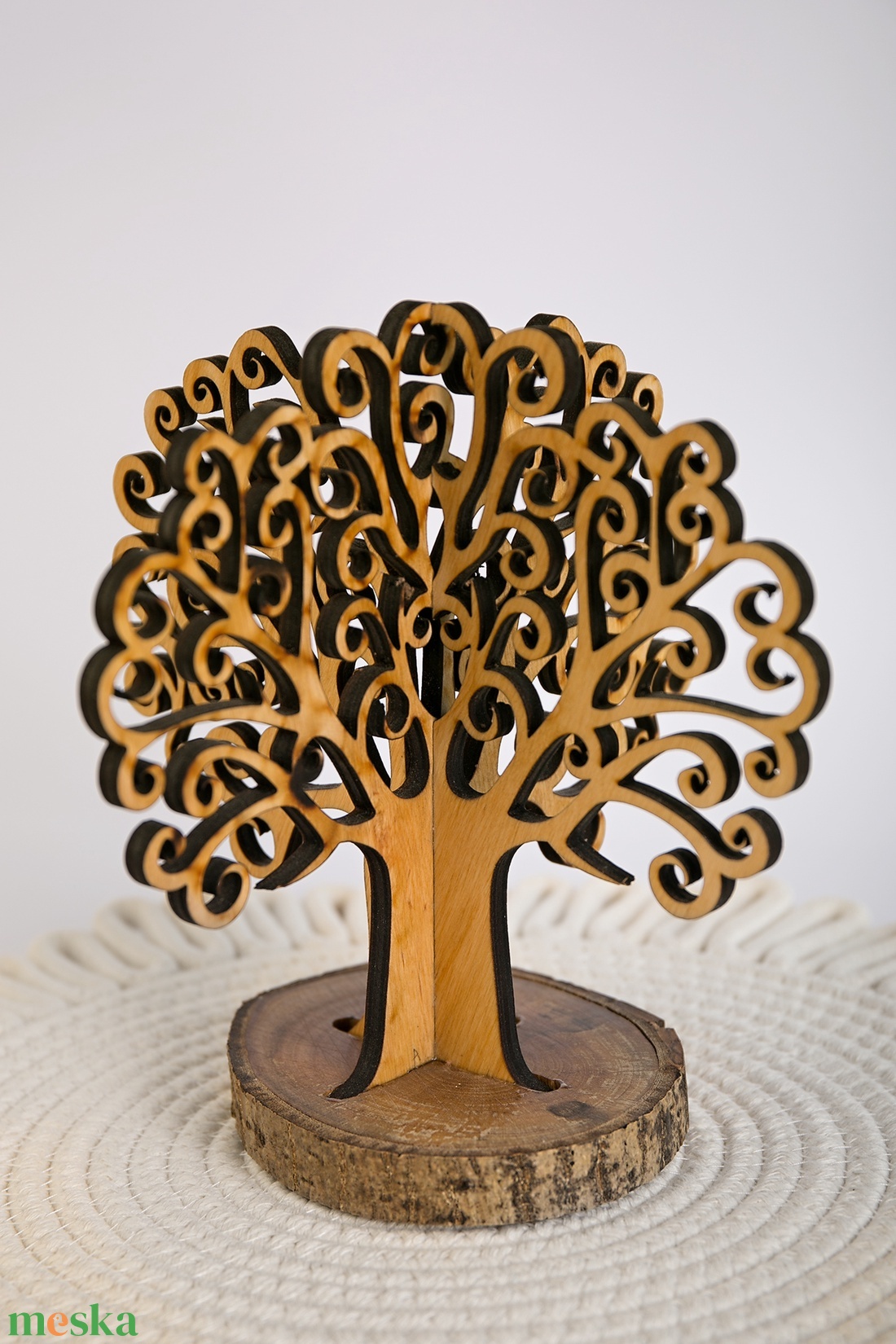 Egyedi gravírozható fa ékszertartó állvány ( diófa, nyírfa, fűzfa ) - Luigiwood - ékszer - ékszertartó - ékszertartó állvány - Meska.hu