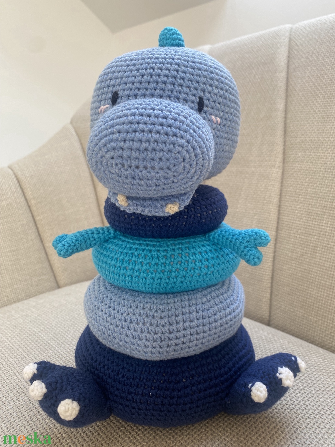 Horgolt T-Rex dinó � játékos fejlesztés, kézzel készítve - baba - mama - baba játékok - mozgásfejlesztő játékok - Meska.hu