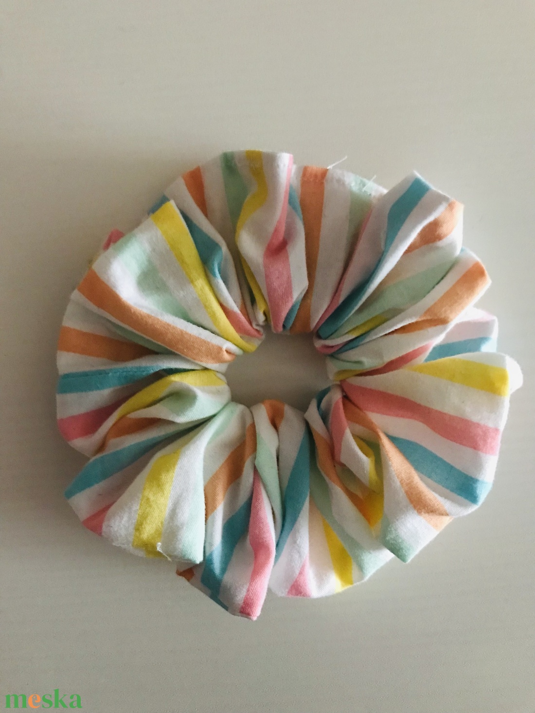 Színes csíkos scrunchie - hajgumi szett - ruha & divat - hajdísz & hajcsat - hajgumi - Meska.hu Színes csíkos scrunchie - hajgumi szett - ruha & divat - hajdísz & hajcsat - hajgumi - Meska.hu