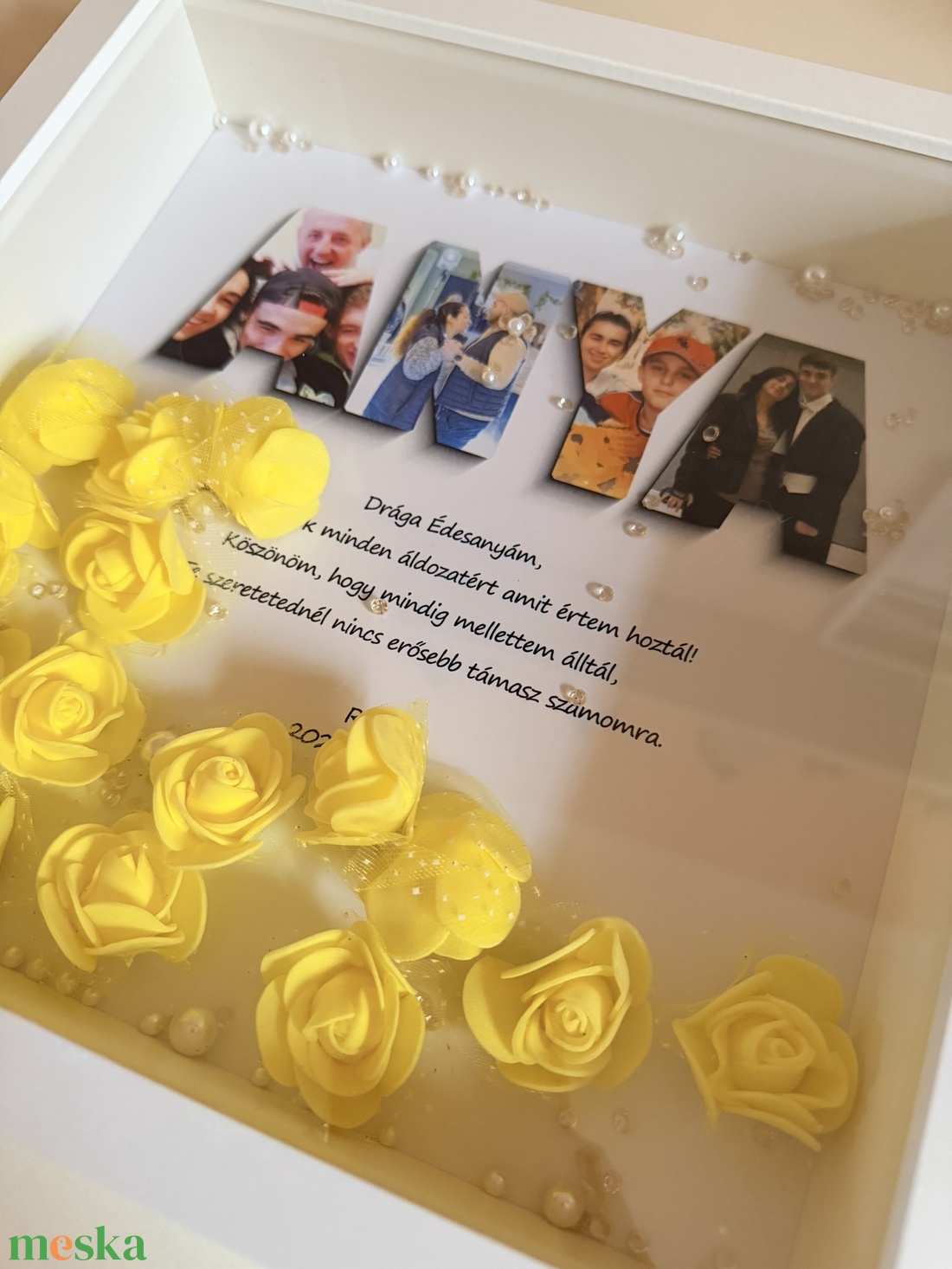 ANYA fotókollázsos rózsás képkeret, gyöngyszórással, általad küldött fotókból, FOTÓPAPÍRRA nyomtatva - esküvő - emlék & ajándék - szülőköszöntő ajándék - Meska.hu