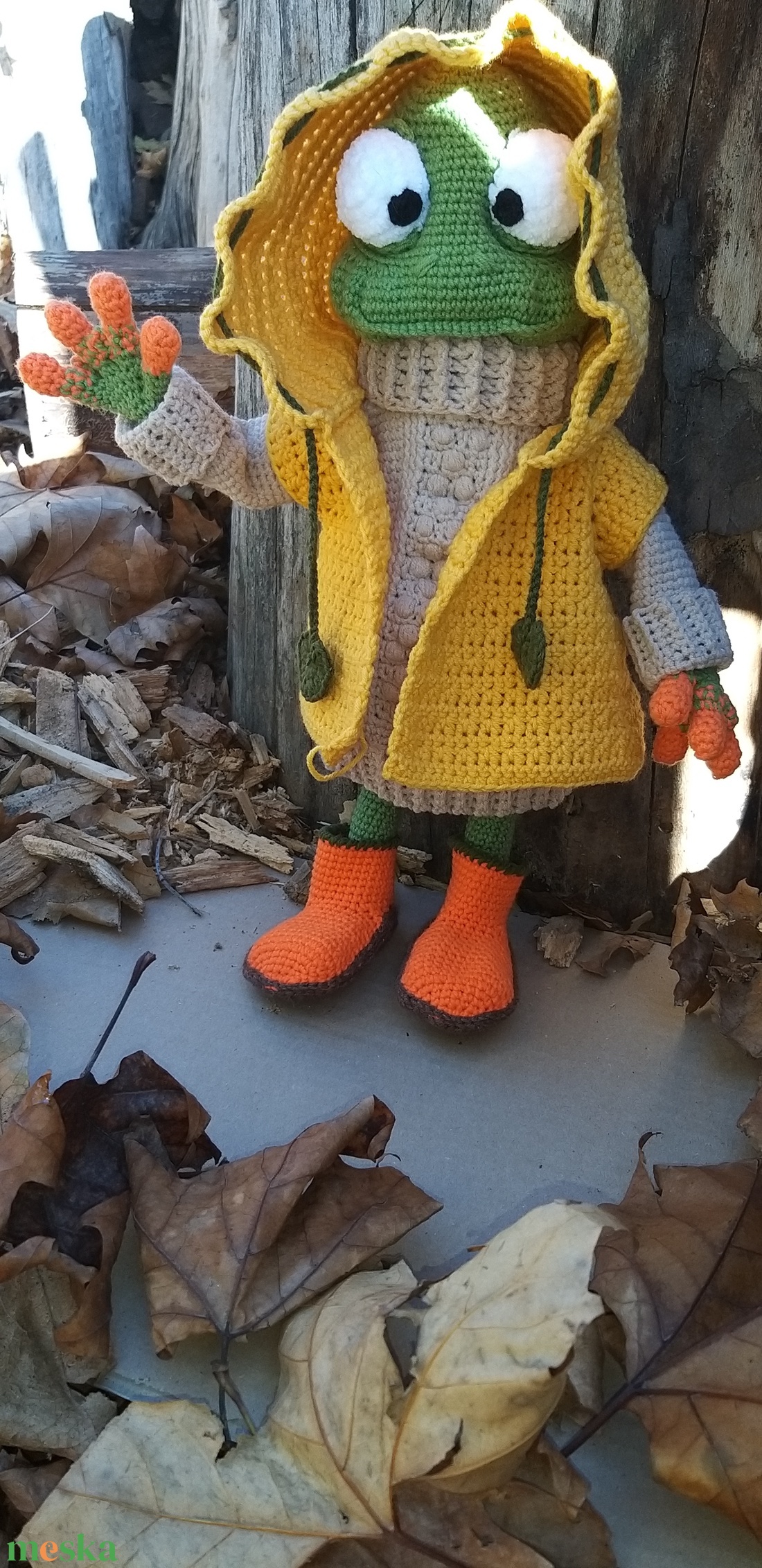 Horgolt őszi levelibéka - játék & sport - plüssállat & játékfigura - béka - Meska.hu