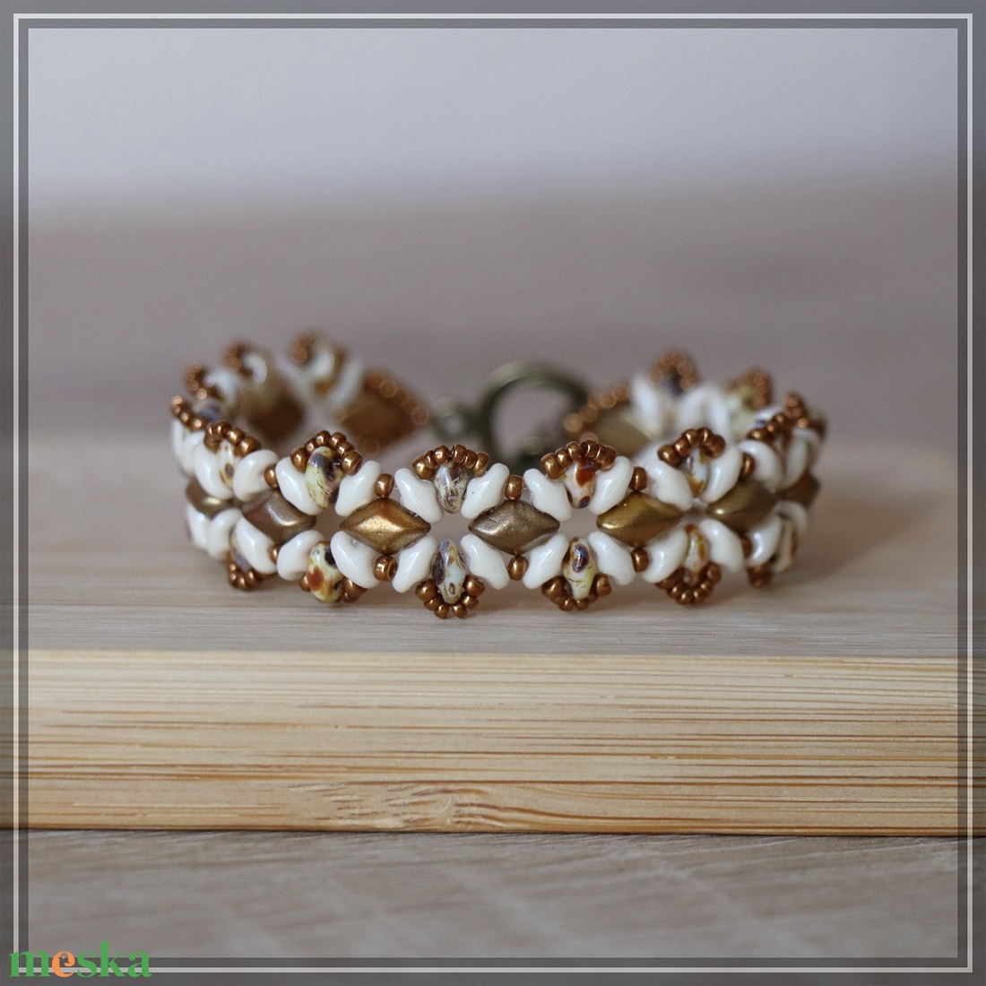 White gold karkötő - ékszer - karkötő - gyöngyös karkötő - Meska.hu White gold karkötő - ékszer - karkötő - gyöngyös karkötő - Meska.hu