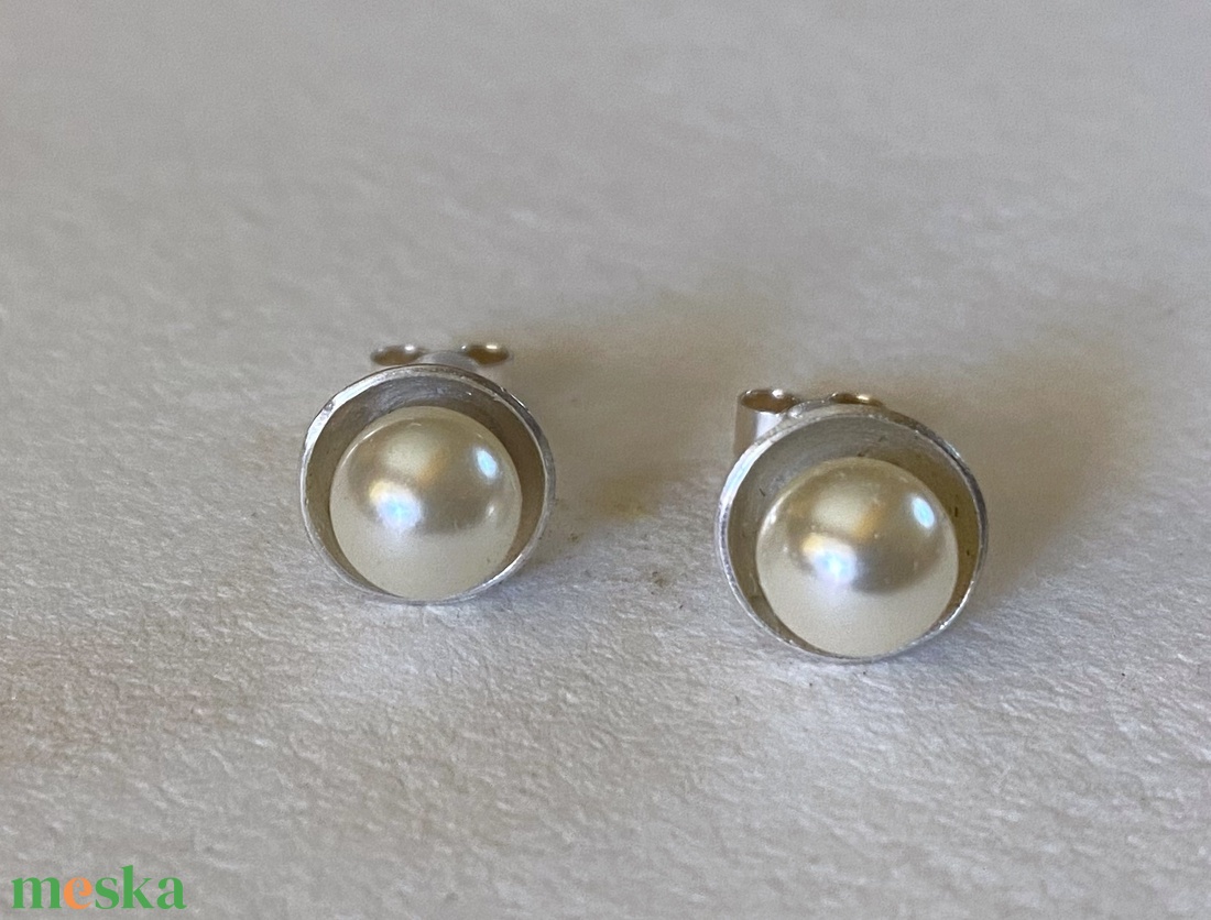 Swarovski - ezüst bedugós fülbevaló  - ékszer - fülbevaló - pötty fülbevaló - Meska.hu