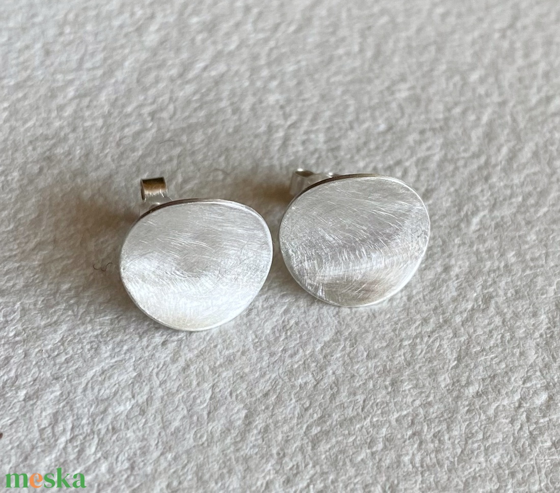  Ezüst bedugós fülbevaló  - ékszer - fülbevaló - pötty fülbevaló - Meska.hu