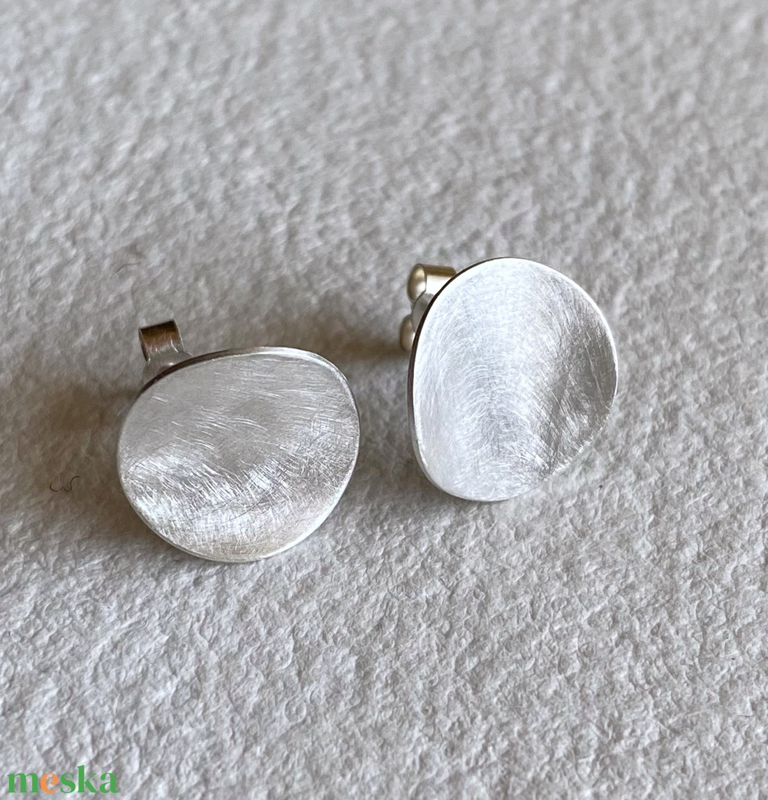  Ezüst bedugós fülbevaló  - ékszer - fülbevaló - pötty fülbevaló - Meska.hu