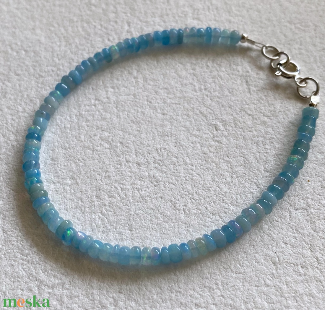 Kék opál karkötő - ékszer - karkötő - gyöngyös karkötő - Meska.hu