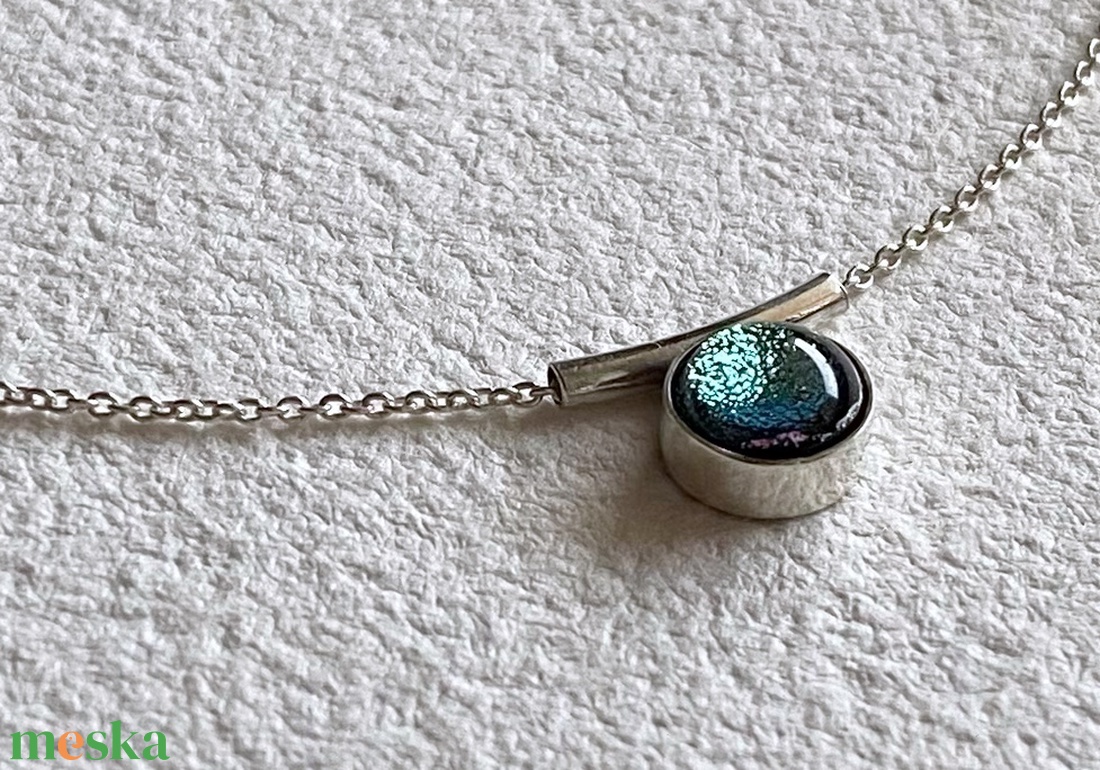 Swarovski medál ezüst nyaklánccal - ékszer - nyaklánc - medál - Meska.hu Swarovski medál ezüst nyaklánccal - ékszer - nyaklánc - medál - Meska.hu