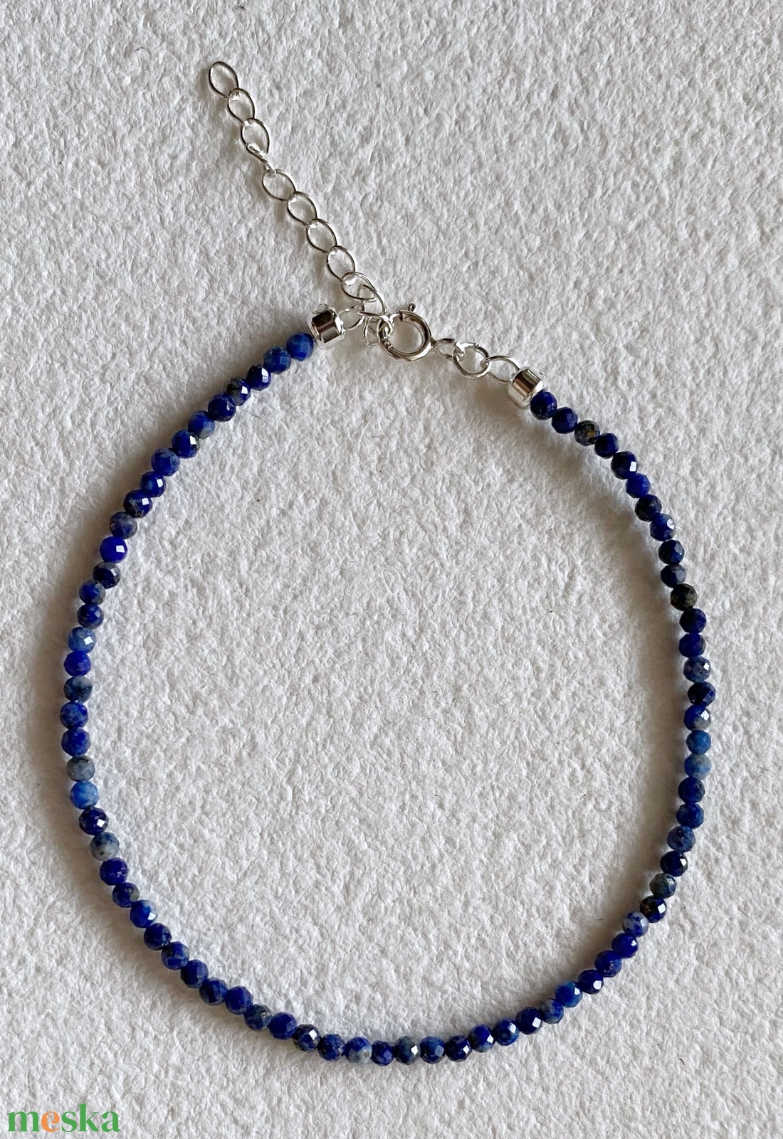 Lápisz lazuli karkötő - ékszer - karkötő - karkötő medállal - Meska.hu