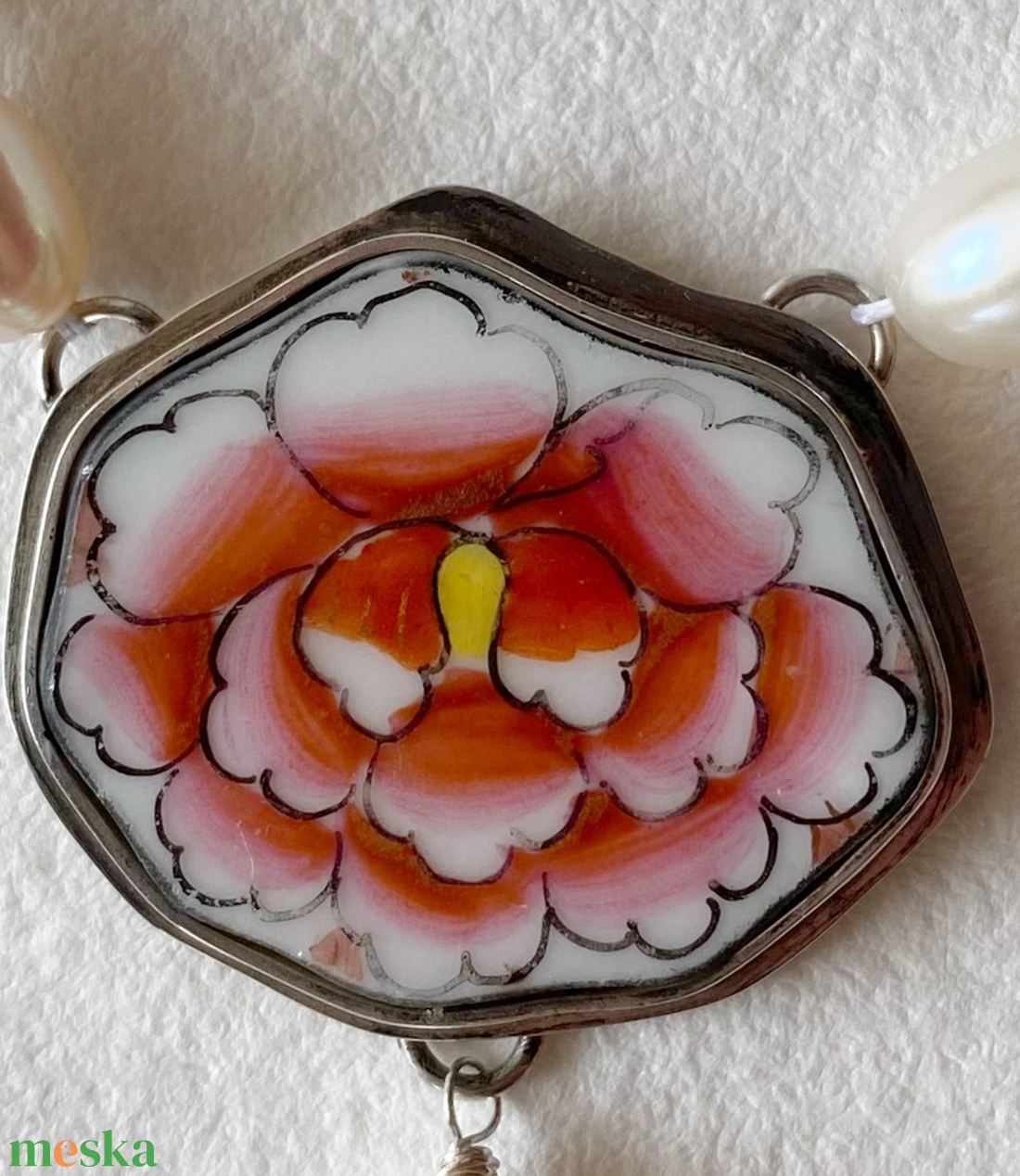 Porcelán ezüst medál nyaklánccal - ékszer - nyaklánc - medál - Meska.hu