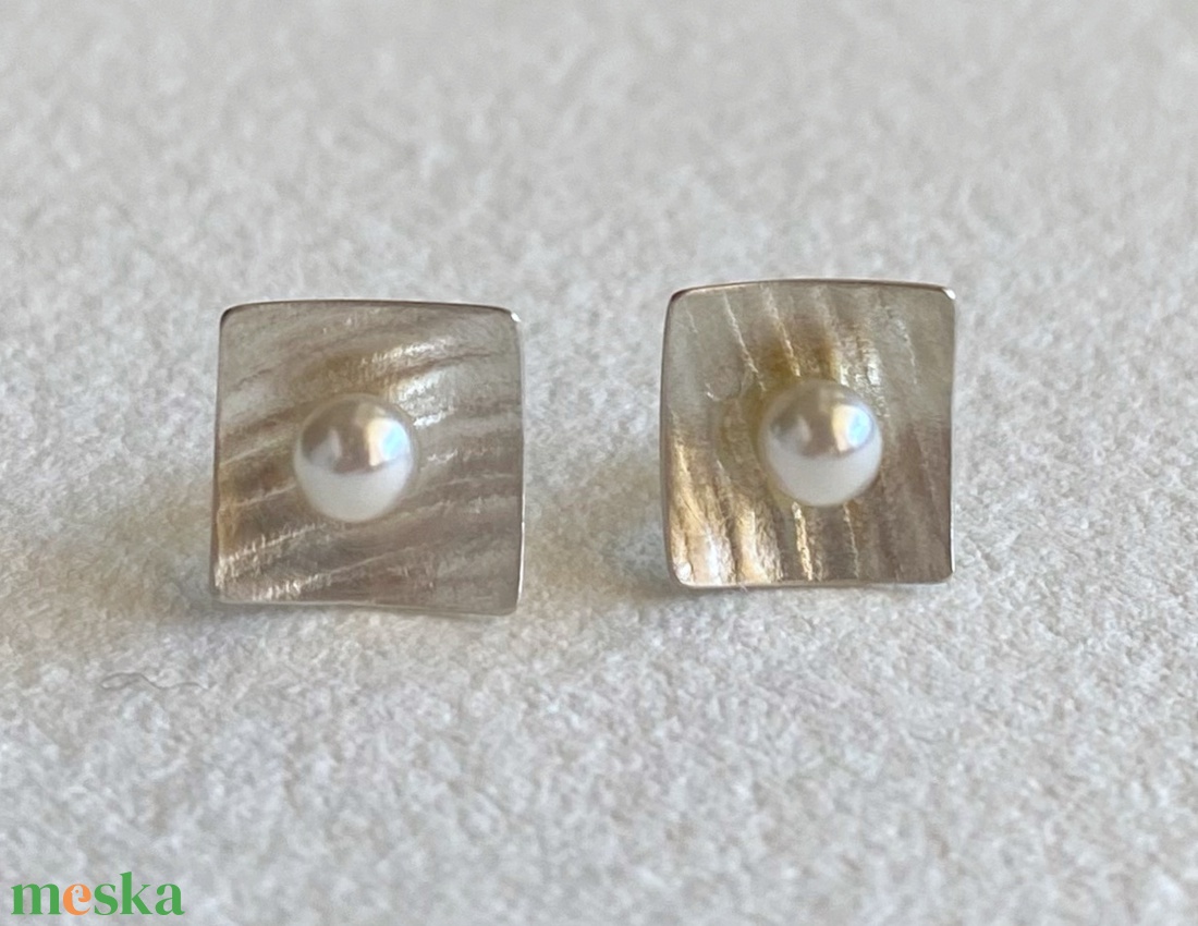 Swarovski - ezüst bedugós fülbevaló  - ékszer - fülbevaló - pötty fülbevaló - Meska.hu