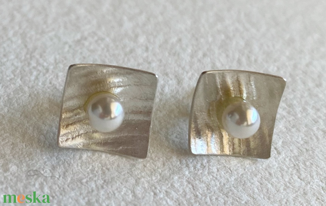 Swarovski - ezüst bedugós fülbevaló  - ékszer - fülbevaló - pötty fülbevaló - Meska.hu