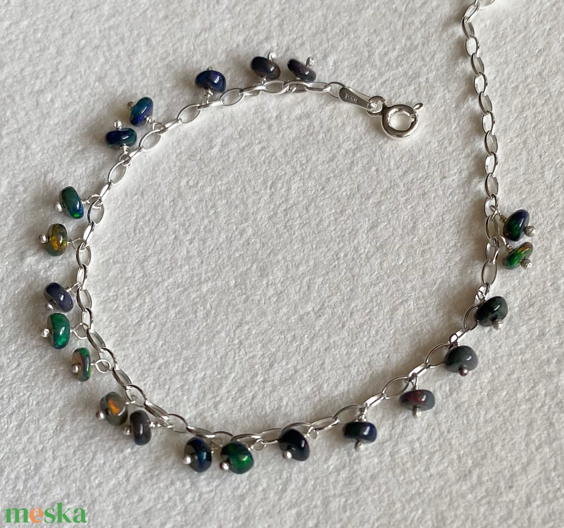 Karkötő opállal - ékszer - karkötő - gyöngyös karkötő - Meska.hu