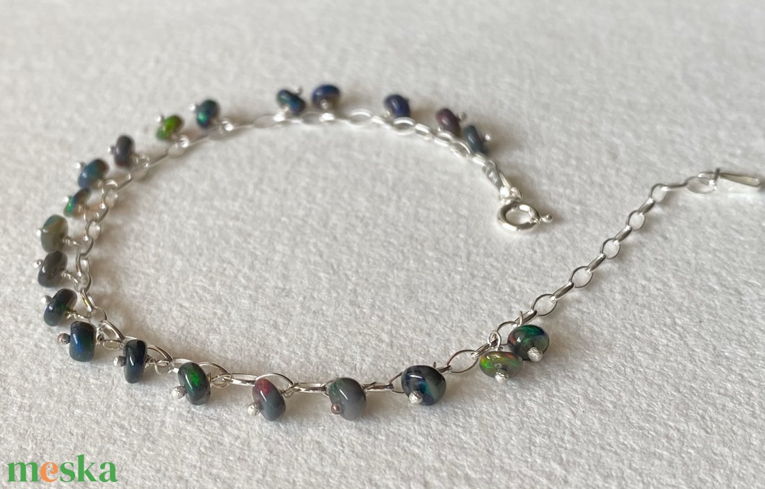 Karkötő opállal - ékszer - karkötő - gyöngyös karkötő - Meska.hu