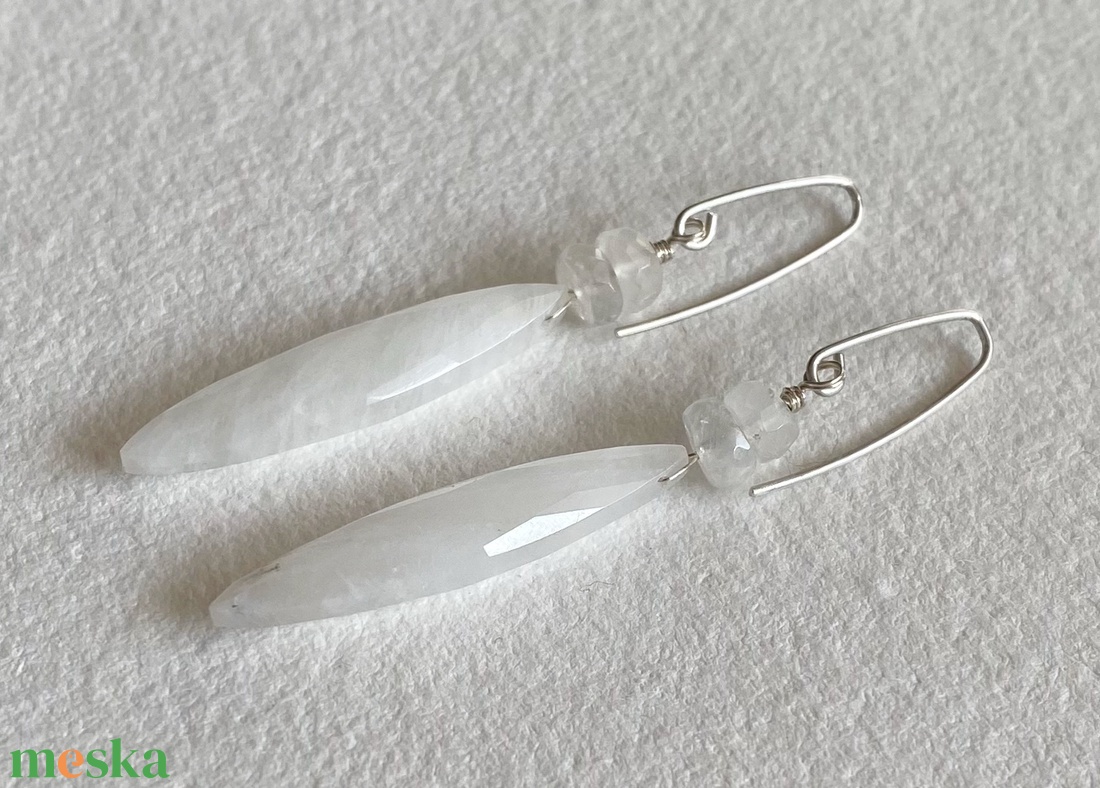 Holdkő fülbevaló - ékszer - fülbevaló - lógó fülbevaló - Meska.hu