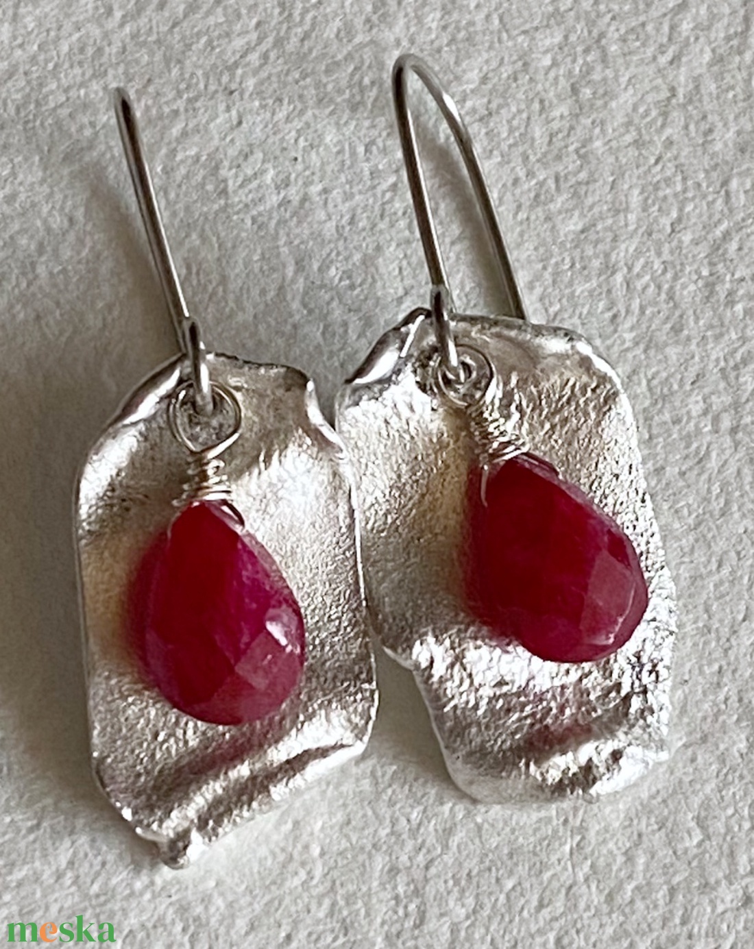 Rubin fülbevaló - ékszer - fülbevaló - lógó fülbevaló - Meska.hu