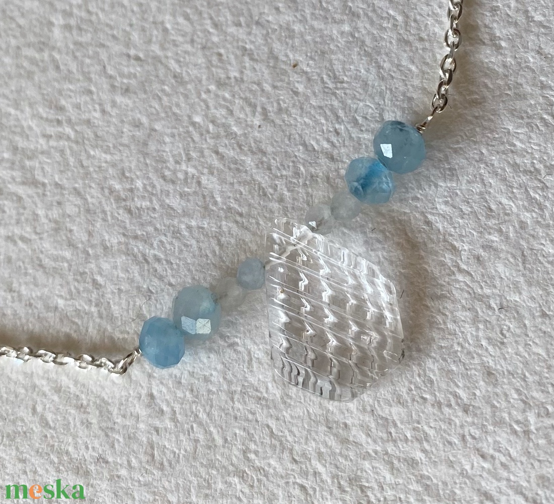 Akvamarin - hegyikristály nyaklánc - ékszer - nyaklánc - gyöngyös nyaklánc - Meska.hu