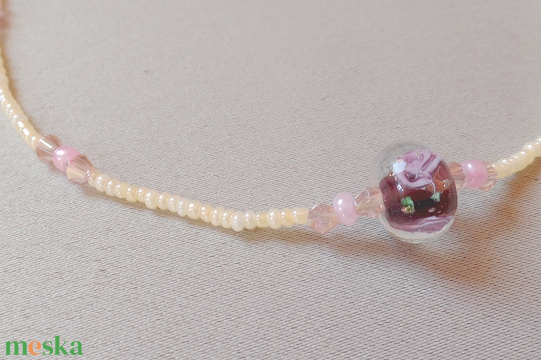 Gyermek nyaklánc (Üveg virág - 38 cm) - ékszer - nyaklánc - gyöngyös nyaklánc - Meska.hu