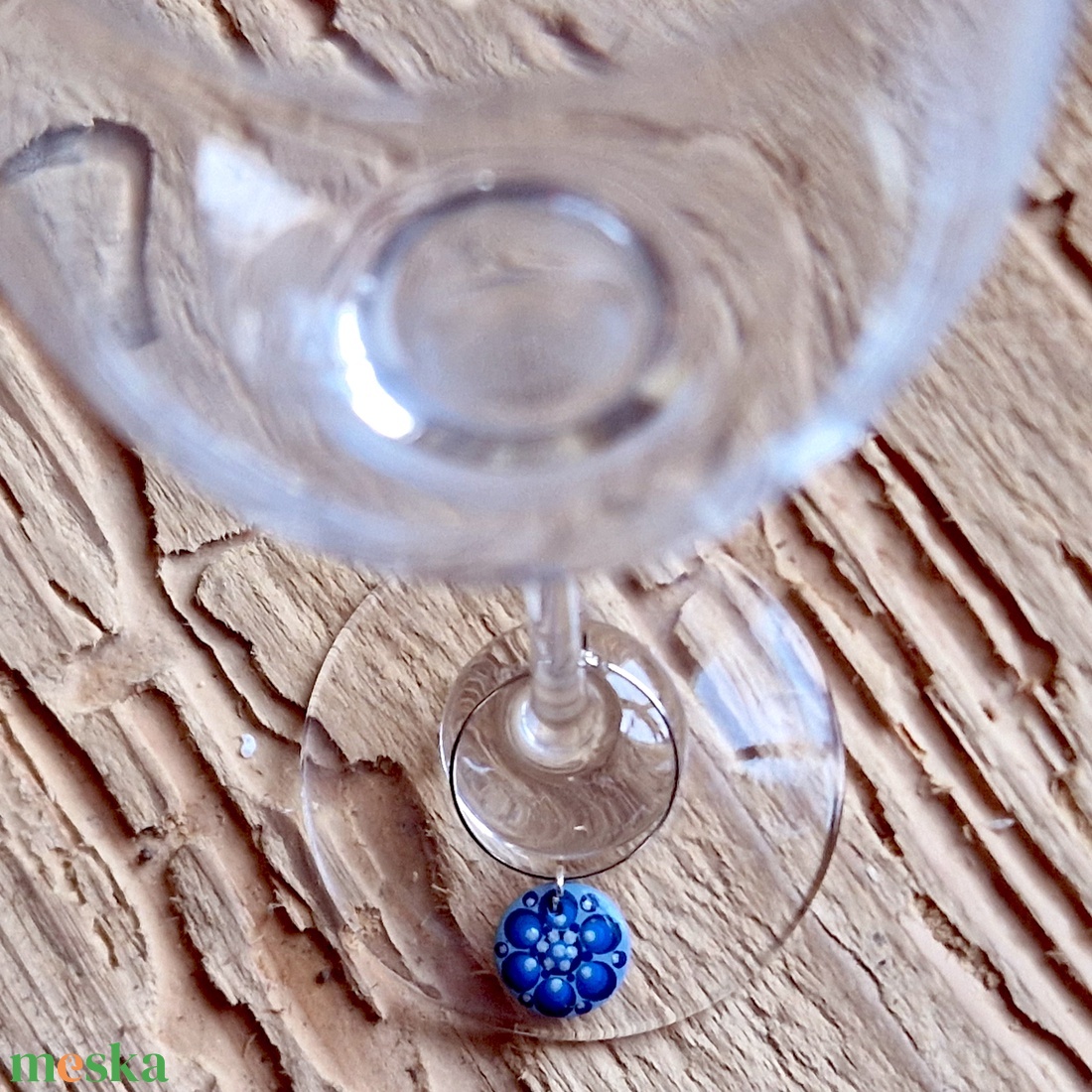 Pohár jelölő karika pontfestett függővel (kék-szürke) - otthon & életmód - konyhafelszerelés, tálalás - tálalás - boros poharak, szettek - Meska.hu