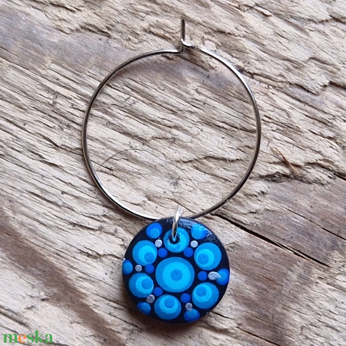 Pohár jelölő karika pontfestett függővel (türkiz-fekete) - otthon & életmód - konyhafelszerelés, tálalás - tálalás - boros poharak, szettek - Meska.hu