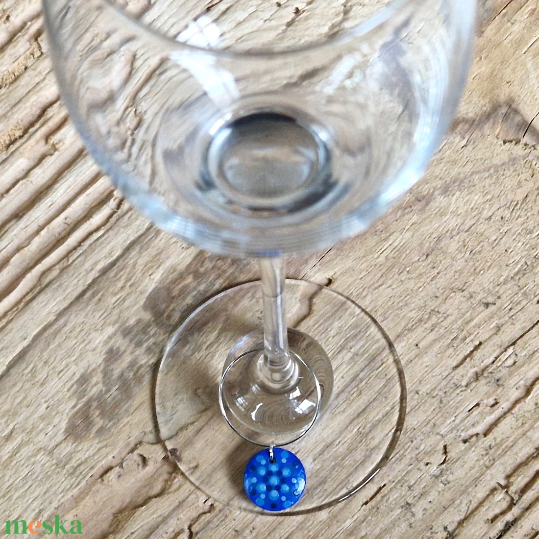 Pohár jelölő karika pontfestett függővel (égszínkék) - otthon & életmód - konyhafelszerelés, tálalás - tálalás - boros poharak, szettek - Meska.hu