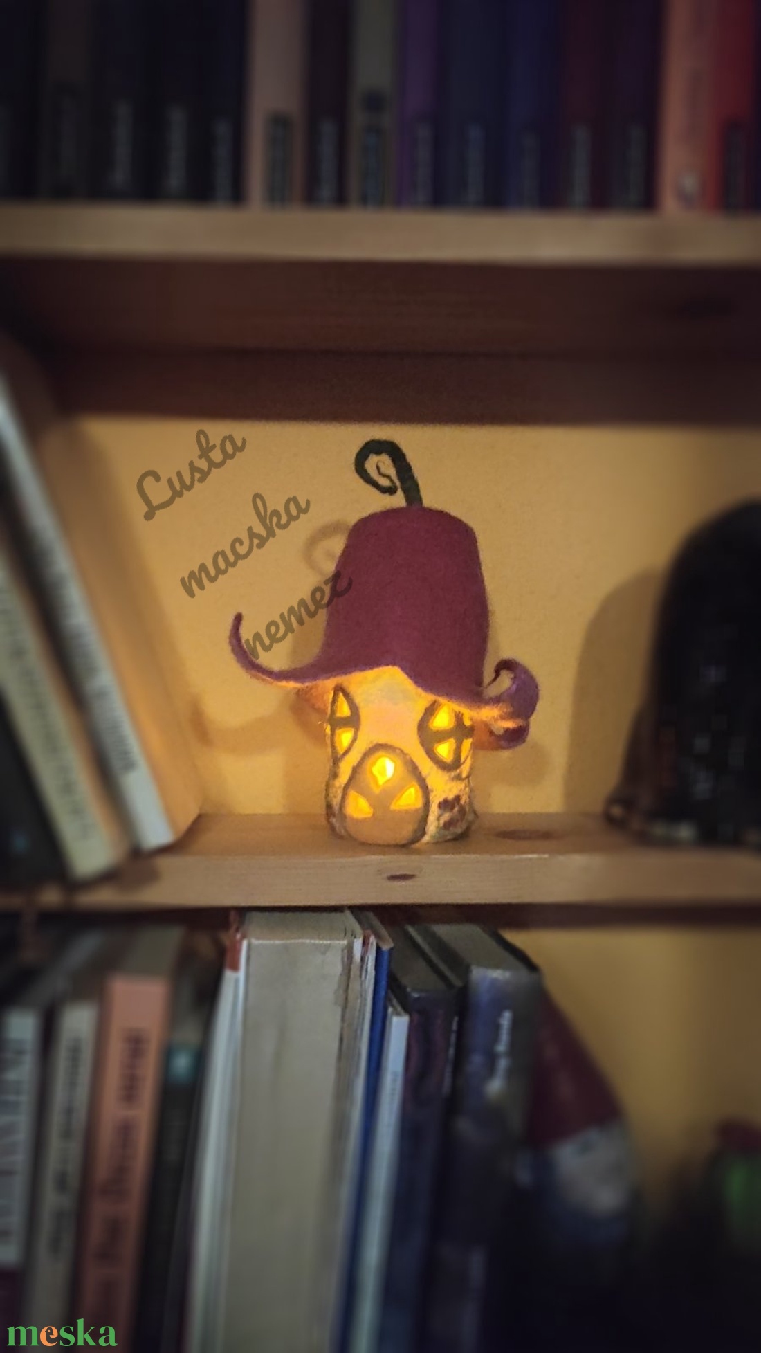 Manóház rózsaszín tulipántetővel - otthon & életmód - dekoráció - dísztárgy - Meska.hu Manóház rózsaszín tulipántetővel - otthon & életmód - dekoráció - dísztárgy - Meska.hu