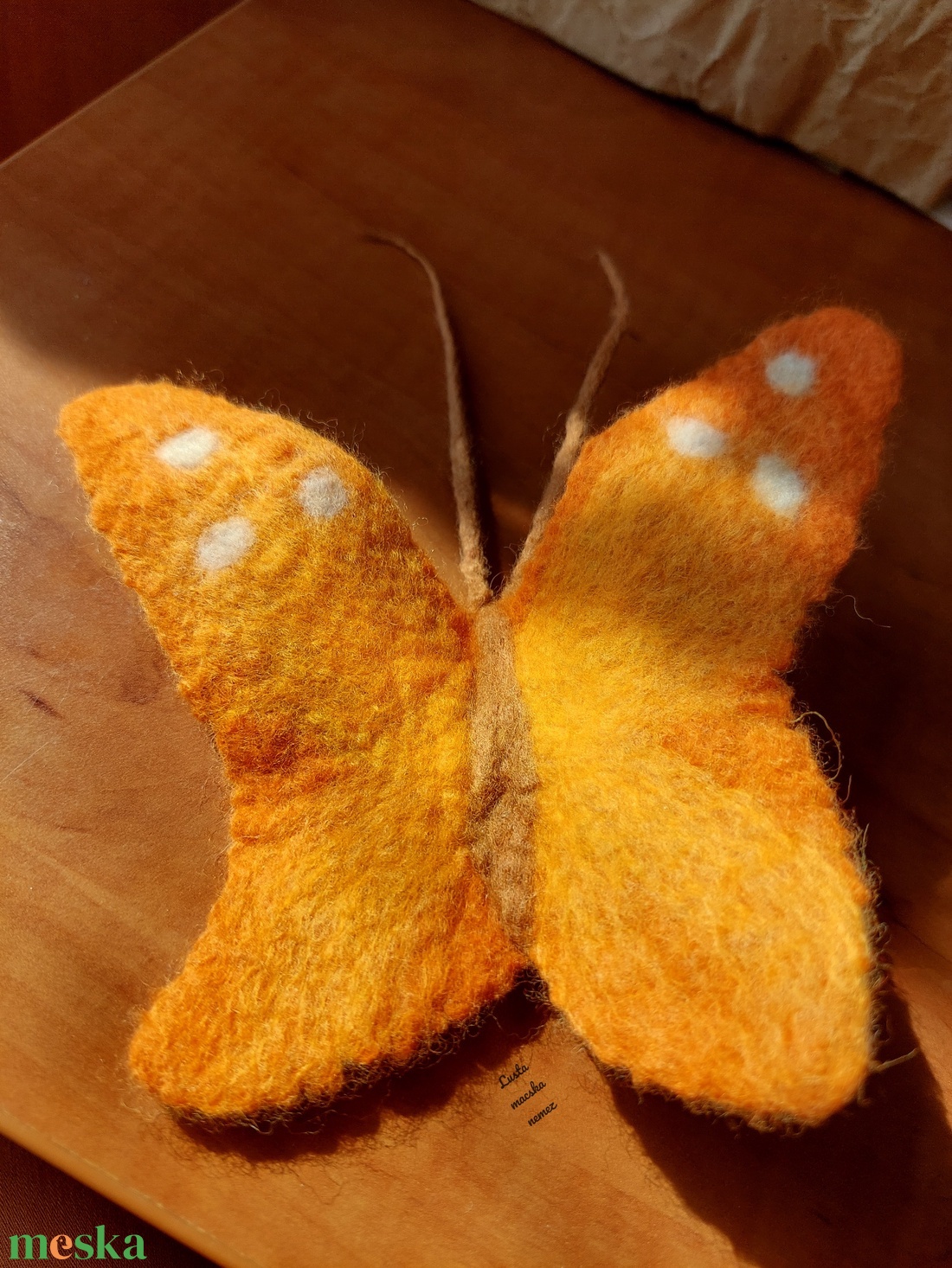 Sárga narancssárga nemez lepke - ruha & divat - hajdísz & hajcsat - hajcsat & hajtű - Meska.hu