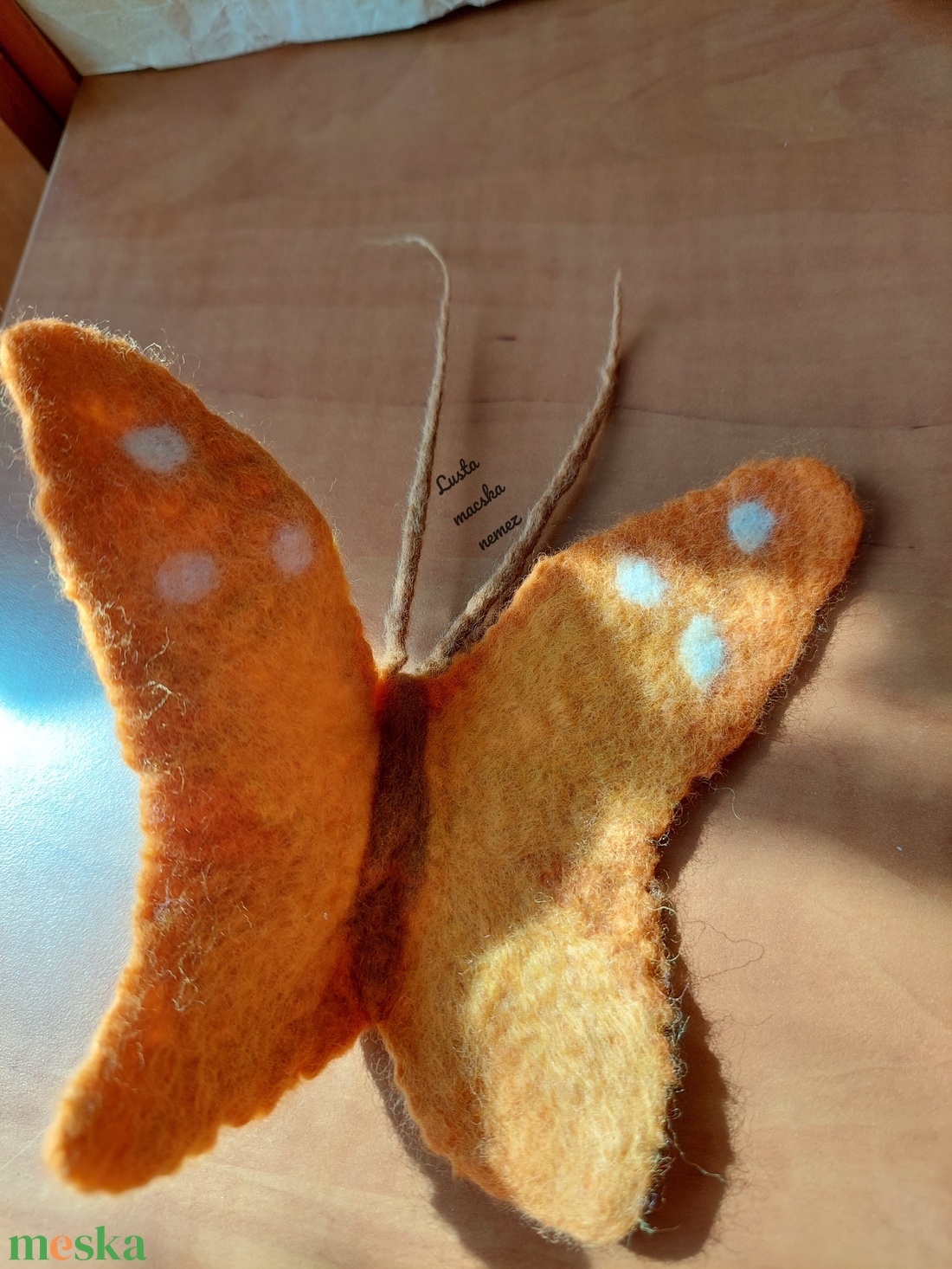 Sárga narancssárga nemez lepke - ruha & divat - hajdísz & hajcsat - hajcsat & hajtű - Meska.hu