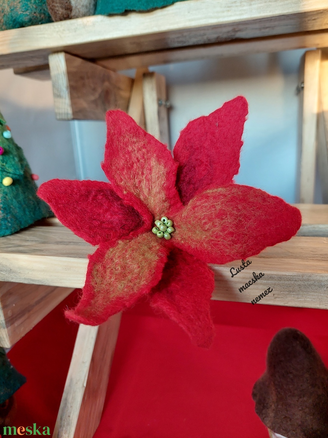 Piros nemez mikulásvirág - ruha & divat - hajdísz & hajcsat - hajcsat & hajtű - Meska.hu