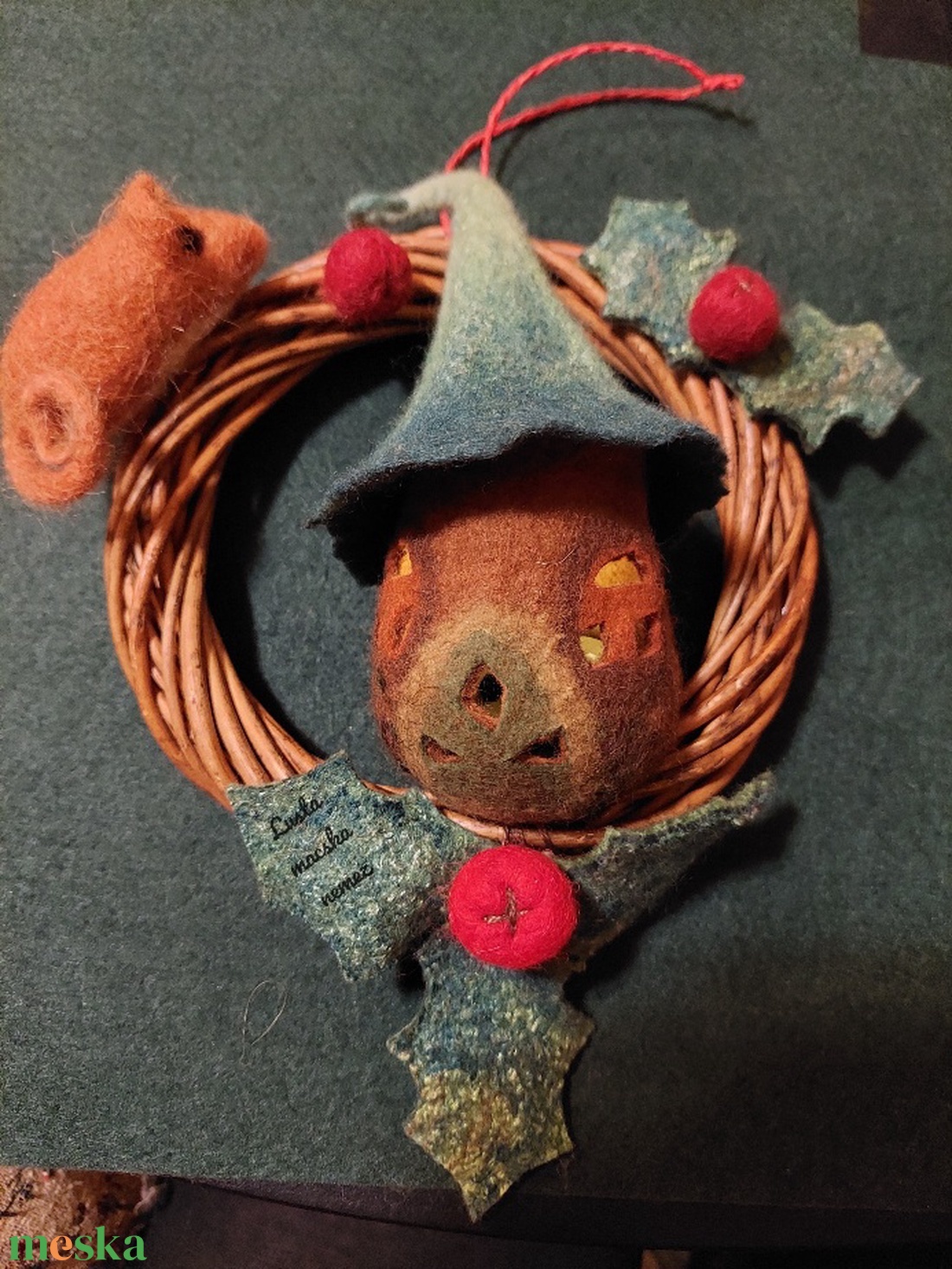 Ajtódísz nemez manóházzal és egérkével - otthon & életmód - dekoráció - ajtó- és ablak dekoráció - ajtódísz & kopogtató - Meska.hu Ajtódísz nemez manóházzal és egérkével - otthon & életmód - dekoráció - ajtó- és ablak dekoráció - ajtódísz & kopogtató - Meska.hu