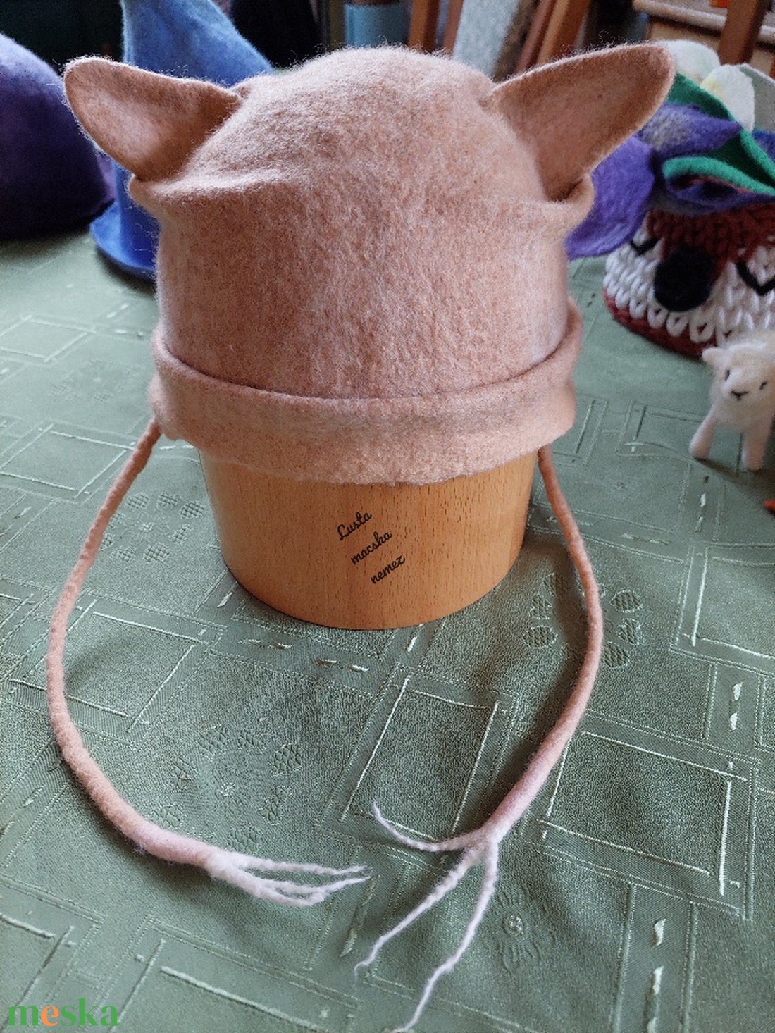 Nemez füles sapka beige színben - ruha & divat - sál, sapka, kendő - kalap - Meska.hu Nemez füles sapka beige színben - ruha & divat - sál, sapka, kendő - kalap - Meska.hu
