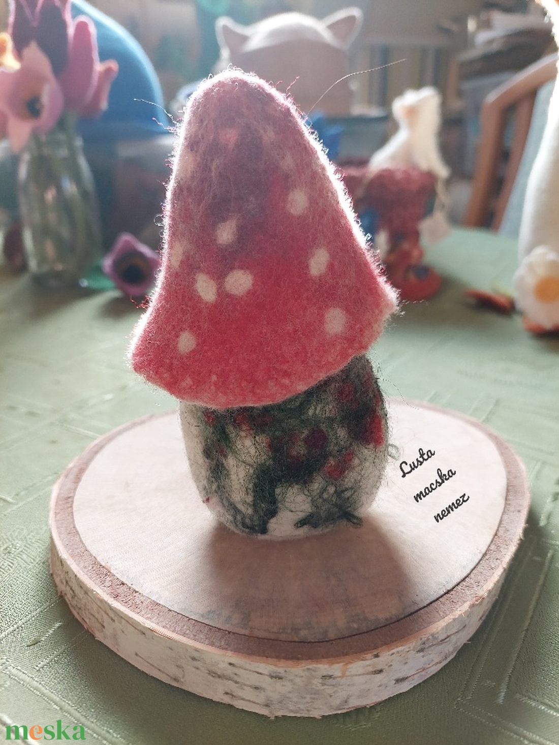 Mini gomba nemezház piros kalappal - otthon & életmód - dekoráció - dísztárgy - Meska.hu Mini gomba nemezház piros kalappal - otthon & életmód - dekoráció - dísztárgy - Meska.hu