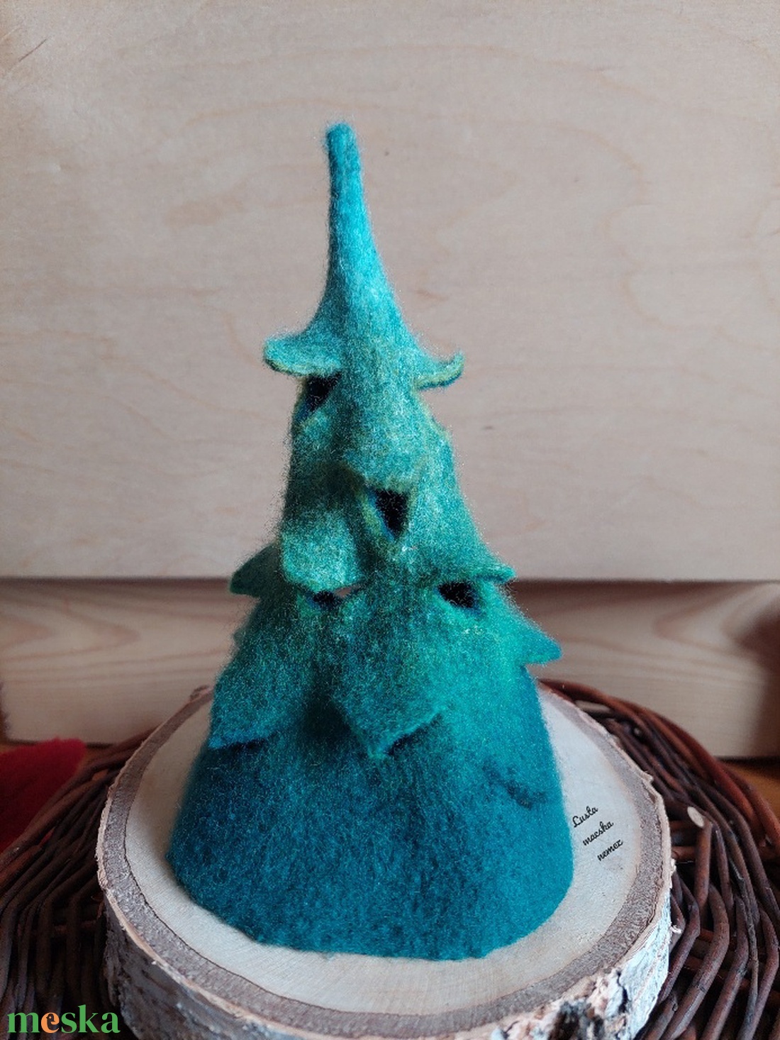 Nemez fenyőfa kunkorral - karácsony - karácsonyi lakásdekoráció - karácsonyi lakásdíszek - Meska.hu