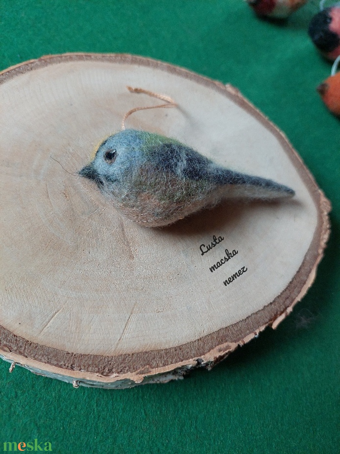 Nemez sárgafejű királyka - otthon & életmód - dekoráció - ajtó- és ablak dekoráció - ablakdísz - Meska.hu