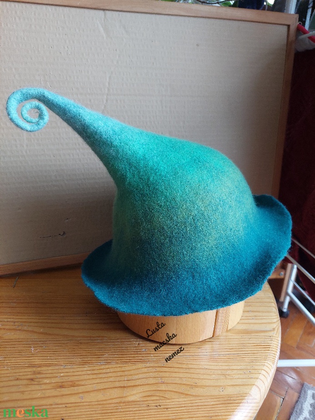 Nemez manó sapka zöld - ruha & divat - sál, sapka, kendő - kalap - Meska.hu