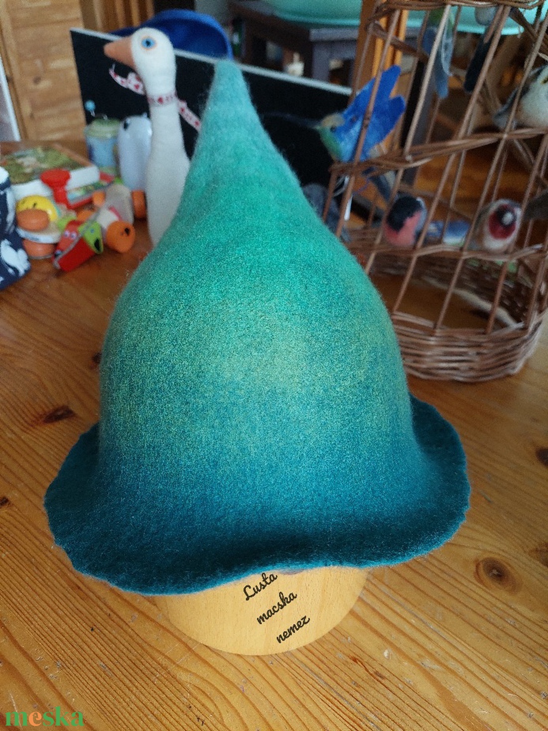 Nemez manó sapka zöld - ruha & divat - sál, sapka, kendő - kalap - Meska.hu