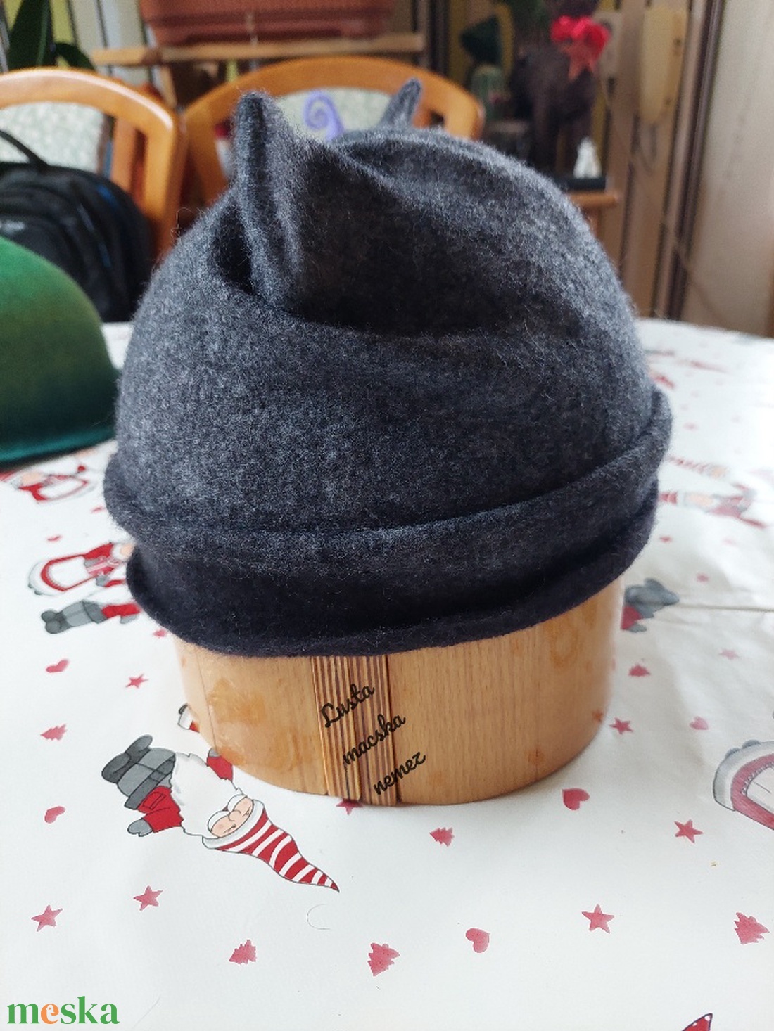 Nemez macskafüles sapka szürke cirmozással - ruha & divat - sál, sapka, kendő - kalap - Meska.hu