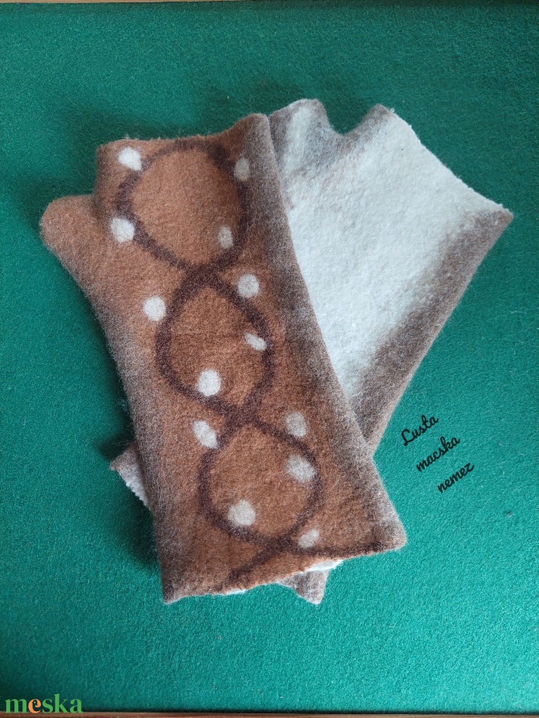 Nemez kézmelegítő barna mintás - ruha & divat - sál, sapka, kendő - kesztyű - Meska.hu