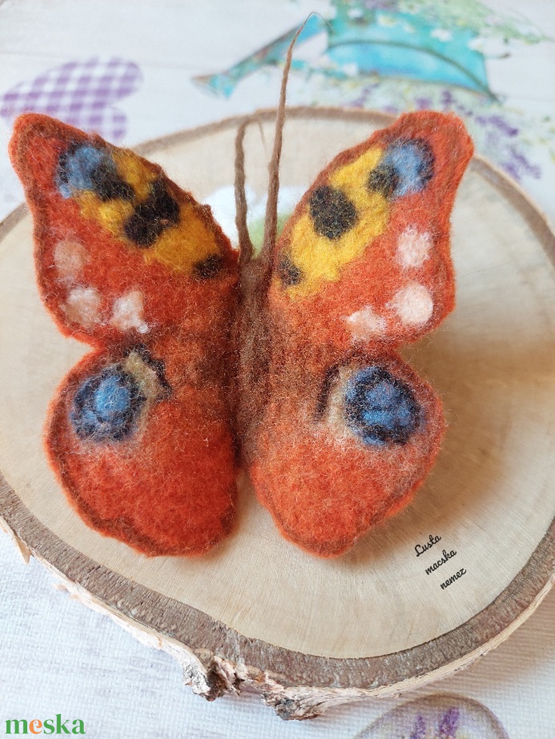 Nappali pávaszem nemez lepke - otthon & életmód - dekoráció - ajtó- és ablak dekoráció - ablakdísz - Meska.hu