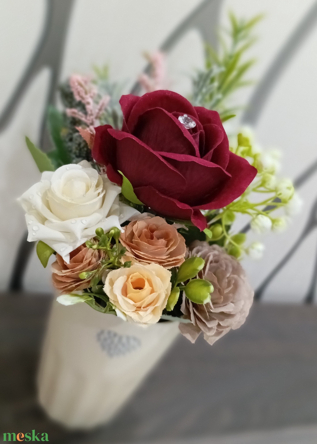 Bársony rózsás asztaldísz - otthon & életmód - dekoráció - asztal és polc dekoráció - asztaldísz - Meska.hu Bársony rózsás asztaldísz - otthon & életmód - dekoráció - asztal és polc dekoráció - asztaldísz - Meska.hu