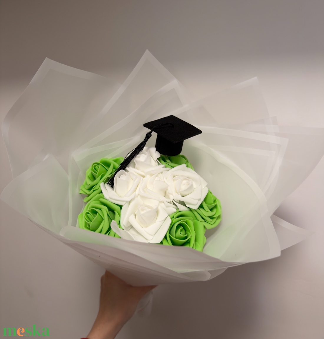 Örökrózsa ballagási csokor - otthon & életmód - virágdekoráció - virágok - virágcsokor - Meska.hu