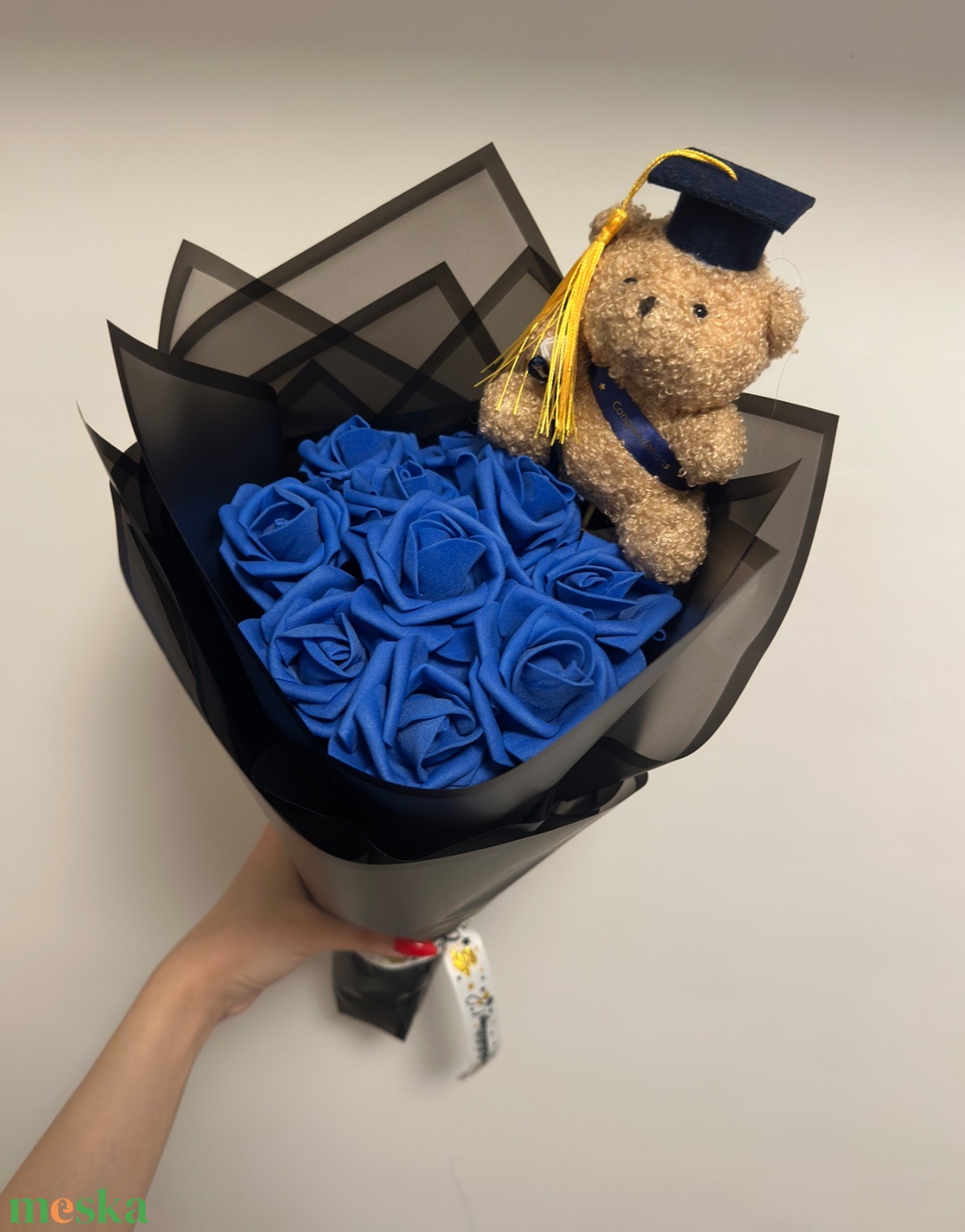 Örökrózsa ballagási csokor - otthon & életmód - virágdekoráció - virágok - virágcsokor - Meska.hu