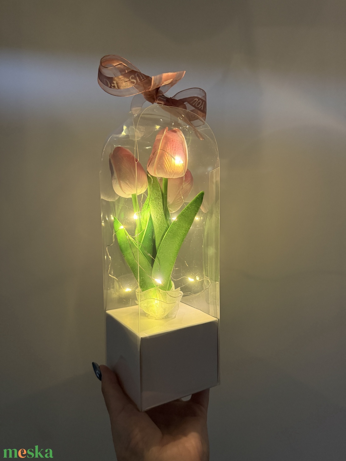 Világító tulipánbox - otthon & életmód - virágdekoráció - virágok - virágbox - Meska.hu