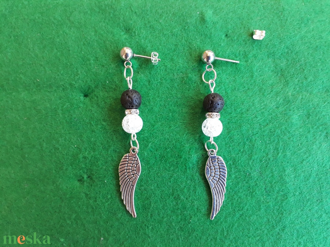 Hegyikristály-Lávakő-Angyalszárny fülbevaló orvosi fém bedugóval 024-OF - ékszer - fülbevaló - lógó fülbevaló - Meska.hu